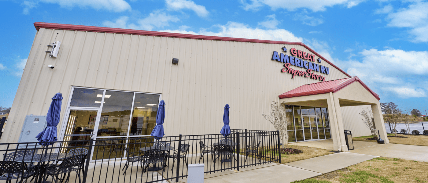 GREAT AMERICAN RV OF HEFLIN, ALABAMA Spartan Building Corporation